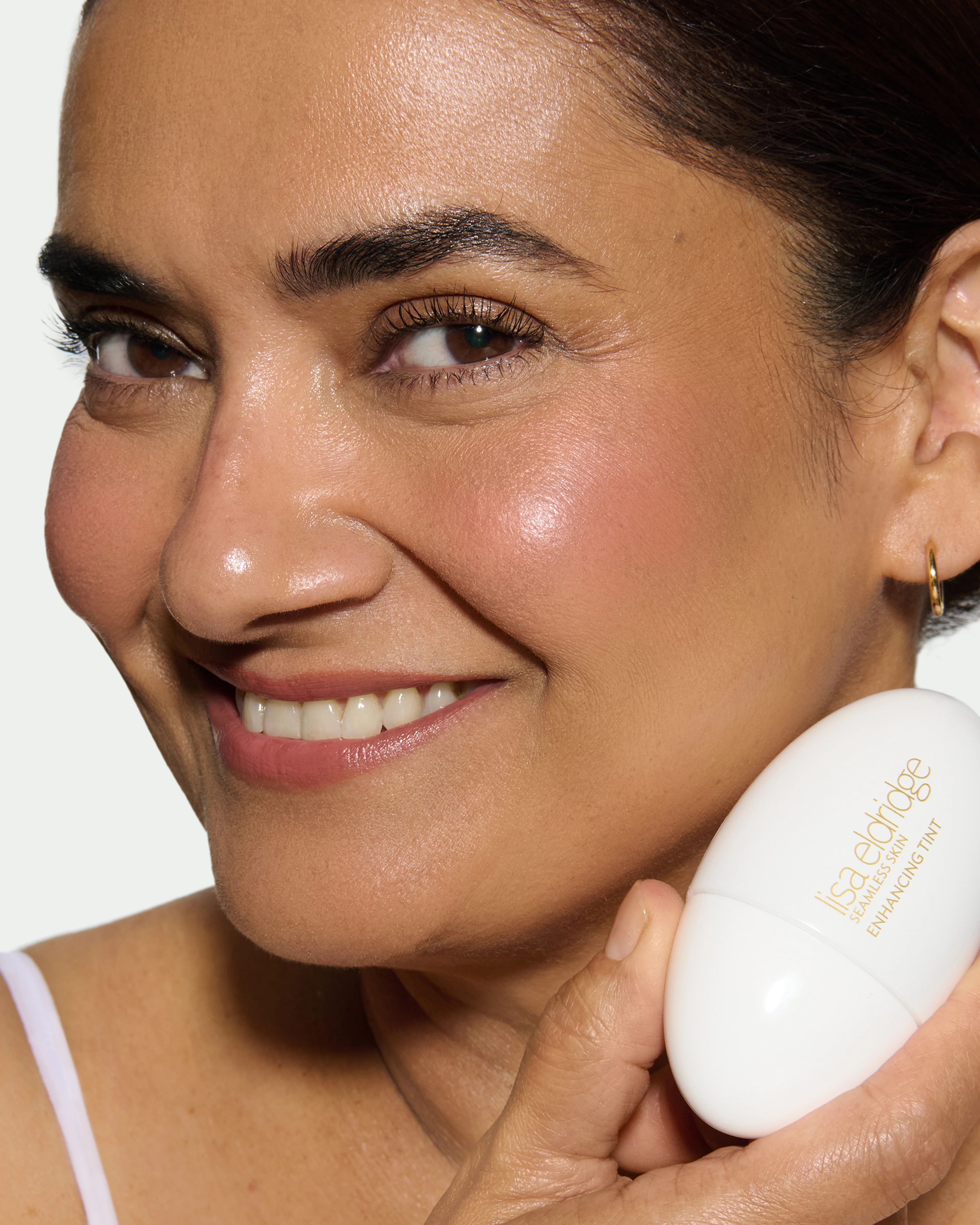 T10.5 (Seamless Skin Enhancing Tint) - Image 7