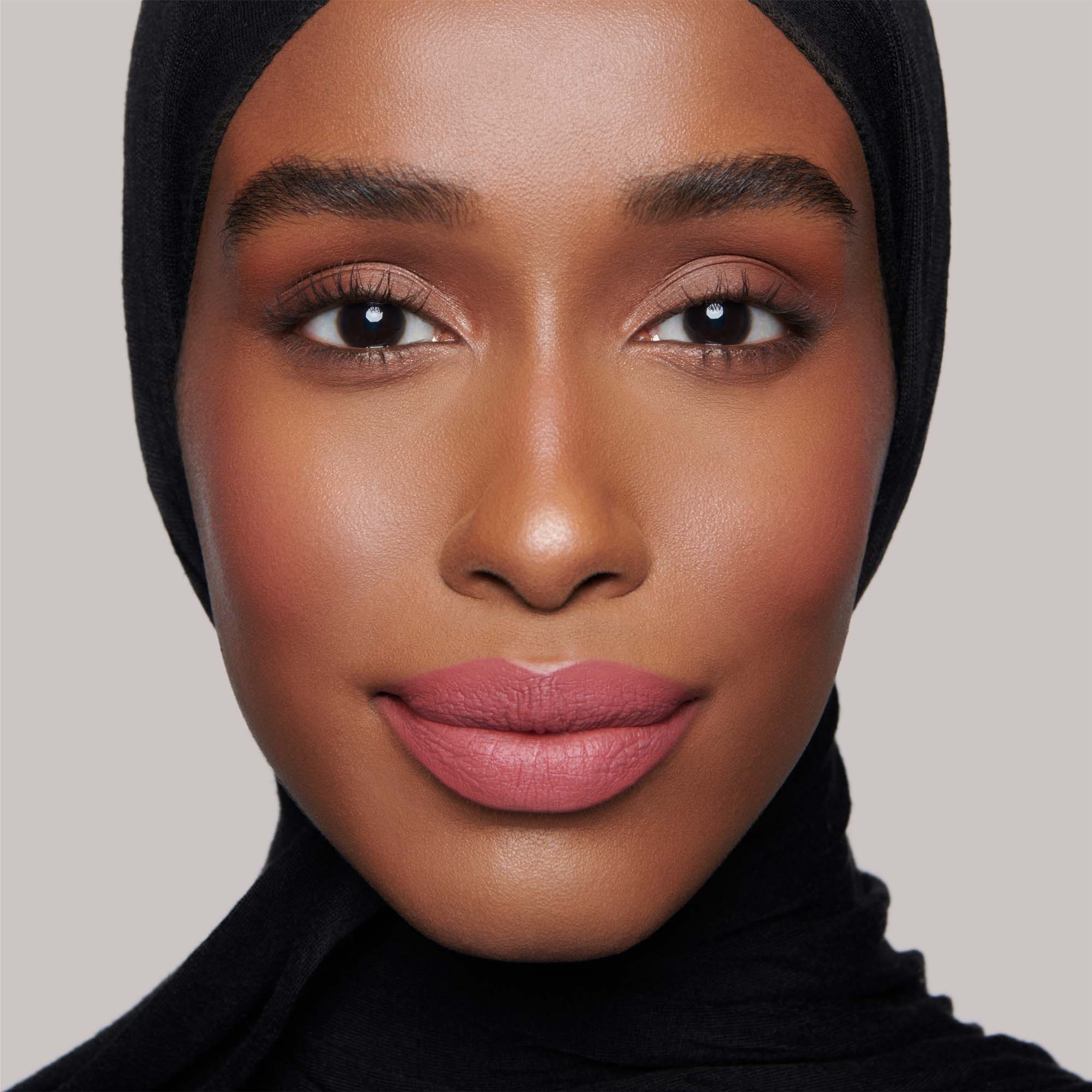 Velvet Blush Lightly (True Velvet Lip Colour) - Image 19