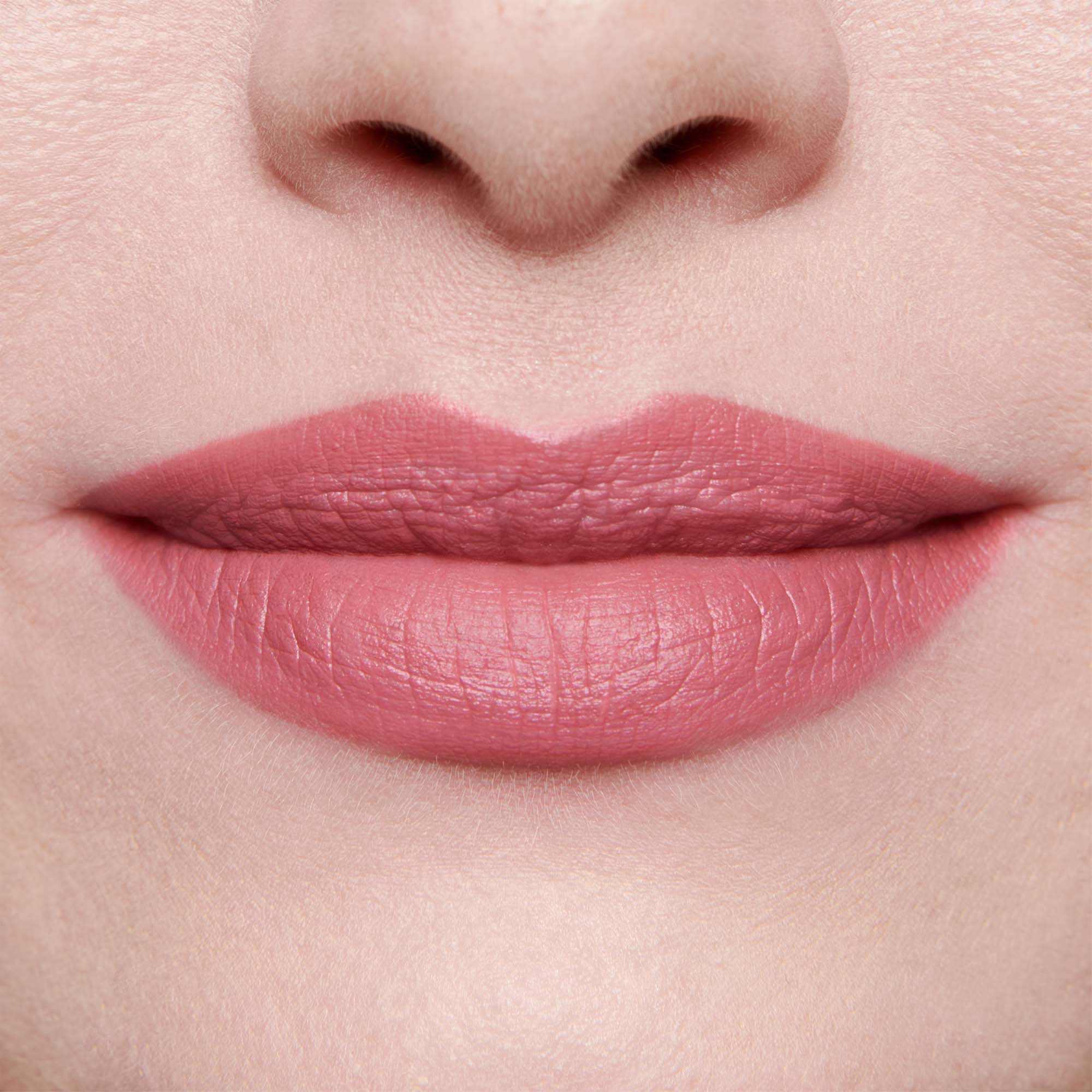 Velvet Blush Lightly (True Velvet Lip Colour) - Image 8