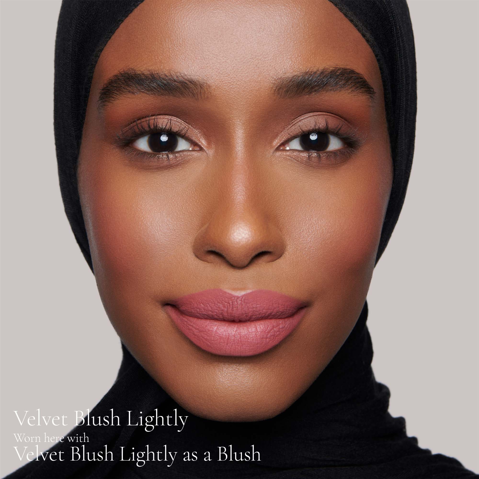 Velvet Blush Lightly (True Velvet Lip Colour) - Image 9